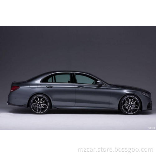Best verkochte sedan Mercedesbenz E-Klasse 2023 Modified E 260 L Sports benzineauto medium en grote auto&#39;s voertuig